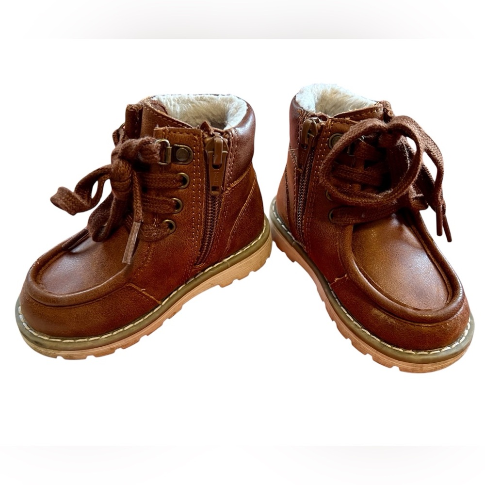 EUC - Toddler Boy Shoe Bundle - Size 5, Three Pair - Picture 4 of 7